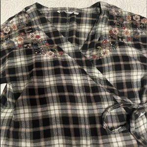 Floral and plaid wrap shirt